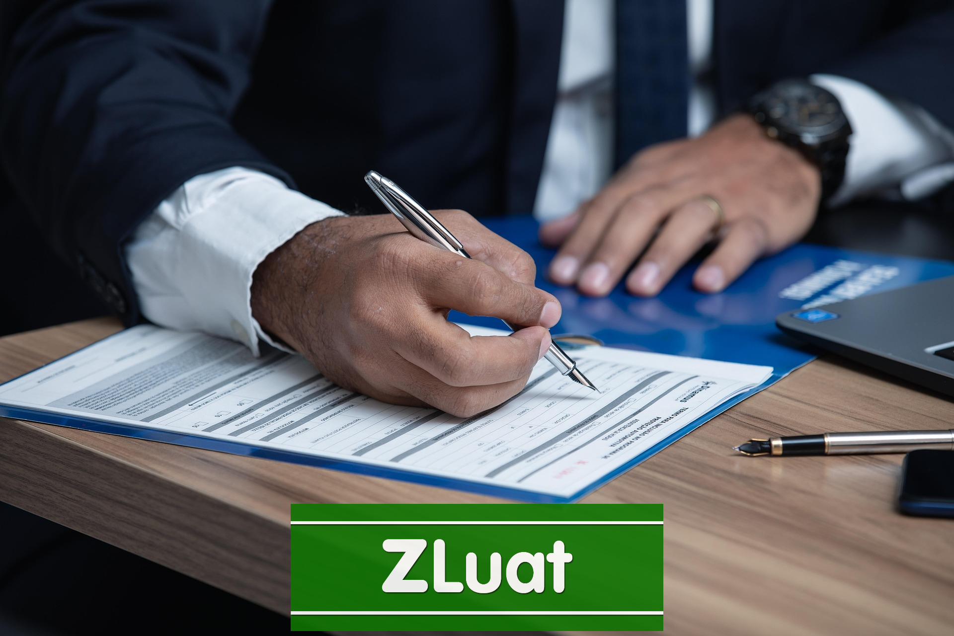 [Luật sư Long] – Dịch vụ trọn gói ly dị thuận tình với người nước ngoài tại địa điểm phường Phú Thuận, Thành phố Hồ Chí Minh - Ảnh 1